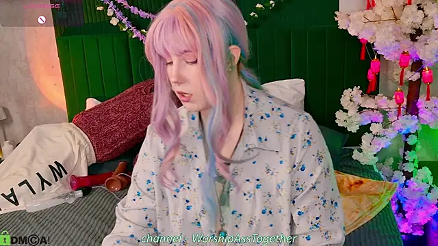 Snapshot of Candy-yeah chatting on 06/27/26, 01:54 Candy-yeah online show from 06/27/26, 01:54