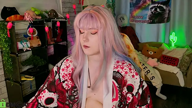 Snapshot of Candy-yeah chatting on 07/17/26, 01:23 Candy-yeah online show from 07/17/26, 01:23
