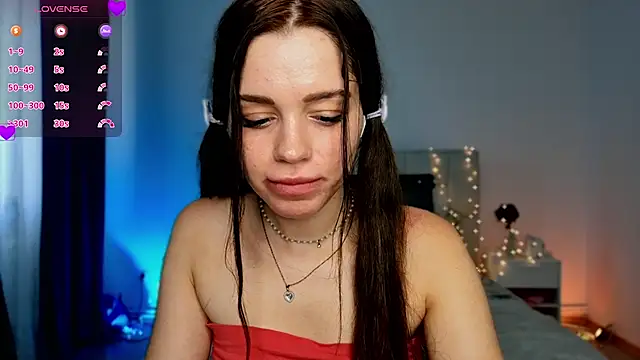 Little cuti1e online show from 07/19/26, 08:07