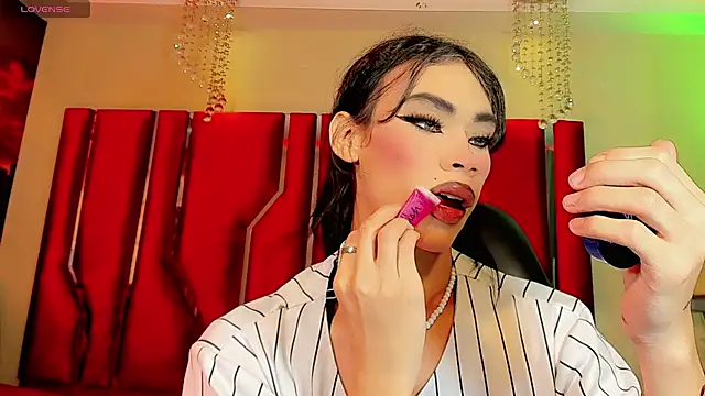Snapshot of Dafnne-xxx chatting on 07/30/26, 08:30 Dafnne-xxx online show from 07/30/26, 08:30