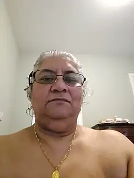 Snapshot of MistressRetribution chatting on 06/18/26, 10:47 MistressRetribution online show from 06/18/26, 10:47