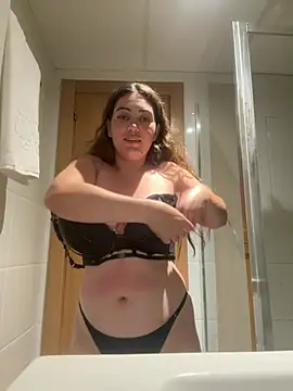 Snapshot of -Malina- chatting on 07/03/26, 10:38 -Malina- online show from 07/03/26, 10:38