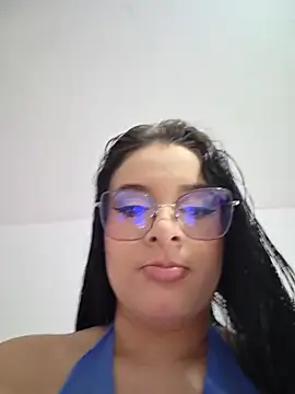 Snapshot of Alliceadams chatting on 06/18/26, 03:18 Alliceadams online show from 06/18/26, 03:18
