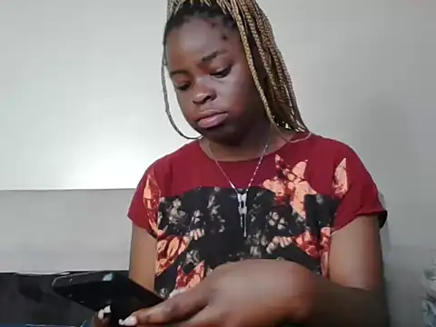 Snapshot of dark_divah chatting on 08/03/26, 07:18 dark divah online show from 08/03/26, 07:18