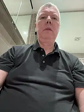 Snapshot of cumboy chatting on 03/22/25, 01:08 cumboy online show from 03/22/25, 01:08