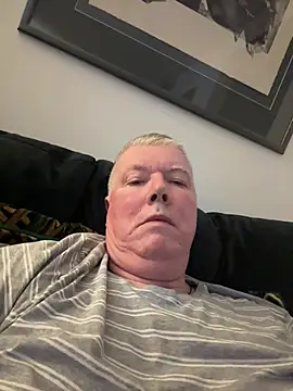 Snapshot of cumboy chatting on 02/22/26, 11:36 cumboy online show from 02/22/26, 11:36