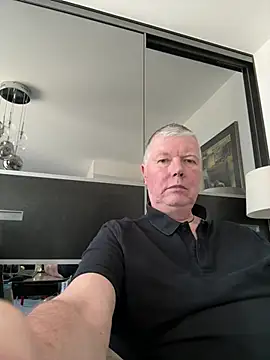 Snapshot of cumboy chatting on 03/02/26, 12:01 cumboy online show from 03/02/26, 12:01