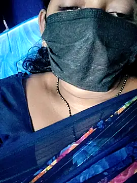 Snapshot of shanthi_telugu99 chatting on 07/20/26, 05:37 shanthi telugu99 online show from 07/20/26, 05:37