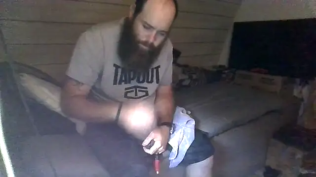 Snapshot of ThisGuy42o chatting on 07/12/26, 01:46 ThisGuy42o online show from 07/12/26, 01:46