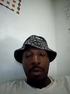 Snapshot of eljefeg718 chatting on 06/16/26, 06:10 eljefeg718 online show from 06/16/26, 06:10