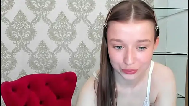 Snapshot of michelle_blus chatting on 07/19/26, 06:33 michelle blus online show from 07/19/26, 06:33