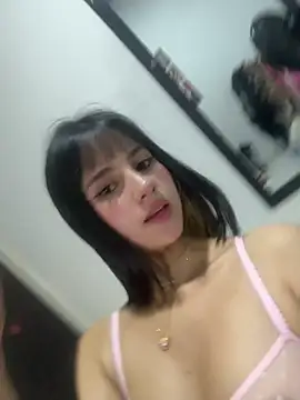 ZoeHall  online show from 07/12/26, 12:01