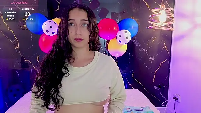 ZoeBlissX online show from 06/30/26, 11:22