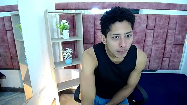 Snapshot of MatheoCock chatting on 06/19/26, 07:17 MatheoCock online show from 06/19/26, 07:17