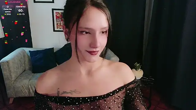 Snapshot of Natasha-secret chatting on 06/27/26, 05:18 Natasha-secret online show from 06/27/26, 05:18