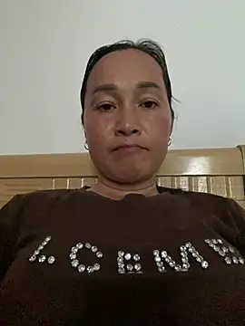 Loly hana online show from 08/02/26, 12:42