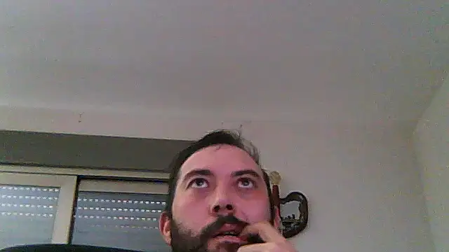 Snapshot of SirFrankonde chatting on 06/21/26, 03:03 SirFrankonde online show from 06/21/26, 03:03