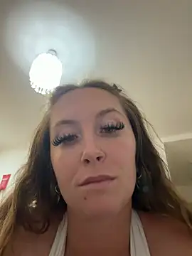Snapshot of Coleyy_xx chatting on 07/20/26, 07:38 Coleyy xx online show from 07/20/26, 07:38