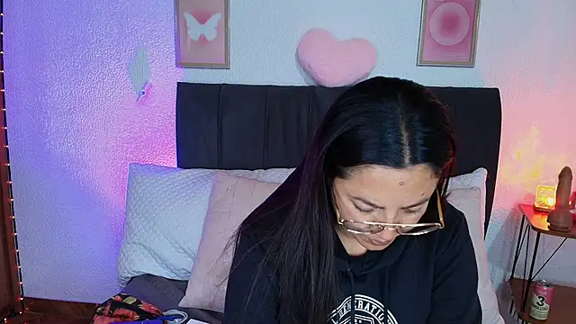 samm curvy online show from 06/29/26, 07:47