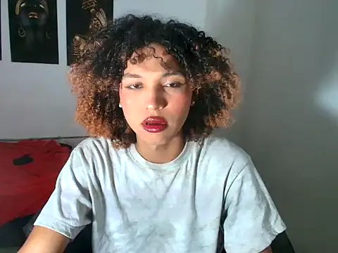 Snapshot of Elianisbigcock chatting on 06/26/26, 04:06 Elianisbigcock online show from 06/26/26, 04:06