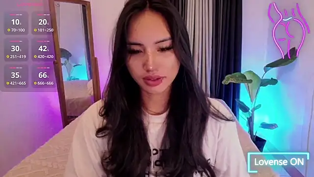 Bell PepperHot online show from 07/27/26, 02:07