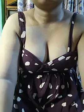 Snapshot of sexy-pari8 chatting on 07/16/26, 05:41 sexy-pari8 online show from 07/16/26, 05:41