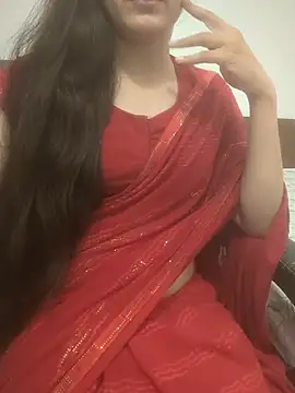 Snapshot of sushmita0 chatting on 07/12/26, 04:03 sushmita0 online show from 07/12/26, 04:03