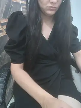 Snapshot of sushmita0 chatting on 07/23/26, 04:05 sushmita0 online show from 07/23/26, 04:05