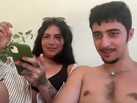 Lotuscouple1234 online show from 06/18/26, 04:11