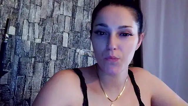 Ellara- online show from 06/26/26, 11:20
