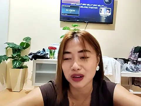 Snapshot of missceexx chatting on 08/02/26, 01:53 missceexx online show from 08/02/26, 01:53