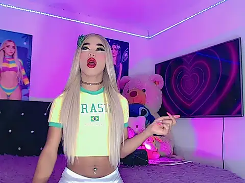 HeidiVanessa online show from 06/19/26, 01:54
