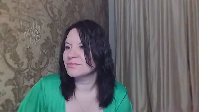 Snapshot of Lauralison chatting on 07/30/26, 08:52 Lauralison online show from 07/30/26, 08:52