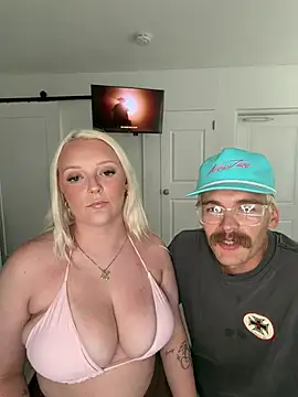 Blondebarbie21 online show from 06/26/26, 08:57
