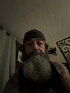 Snapshot of tatteddadbod82 chatting on 06/19/26, 03:00 tatteddadbod82 online show from 06/19/26, 03:00