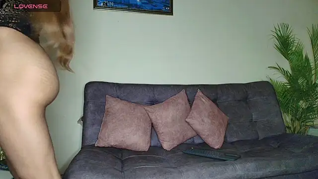 Snapshot of _saray_m chatting on 06/02/26, 01:40 saray m online show from 06/02/26, 01:40