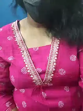 Zaara-Rose online show from 06/28/26, 09:59