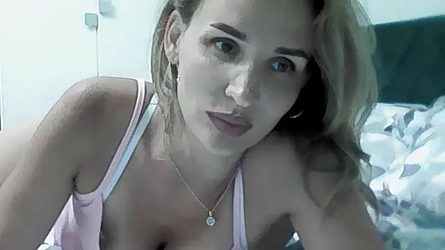 Snapshot of Zaremosa chatting on 07/06/26, 09:06 Zaremosa online show from 07/06/26, 09:06