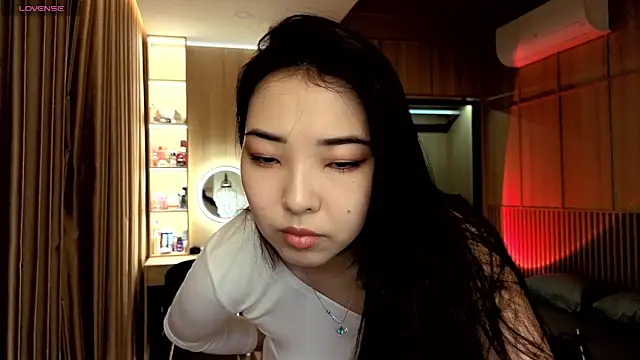 miko kimura online show from 10/26/25, 04:35