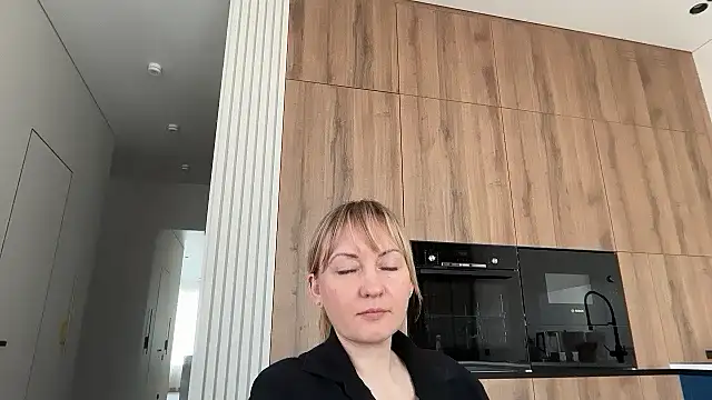 Dorielle online show from 06/27/26, 12:22