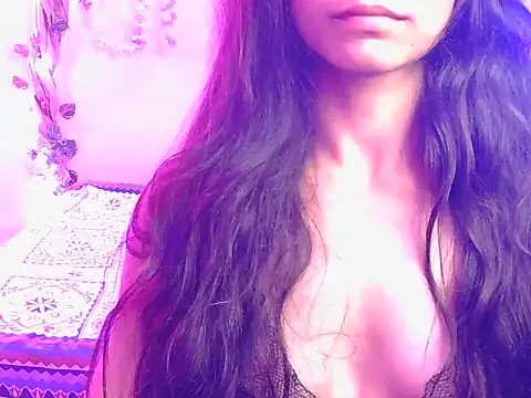 Snapshot of Yours-Zoya chatting on 06/29/26, 10:15 Yours-Zoya online show from 06/29/26, 10:15