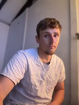 Snapshot of hypnoclouds chatting on 06/21/26, 07:55 hypnoclouds online show from 06/21/26, 07:55