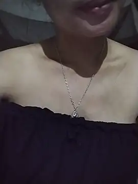 Snapshot of _Lynk_ chatting on 07/16/26, 01:11 Lynk online show from 07/16/26, 01:11