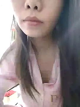 Snapshot of -Evador- chatting on 07/05/26, 07:04 -Evador- online show from 07/05/26, 07:04
