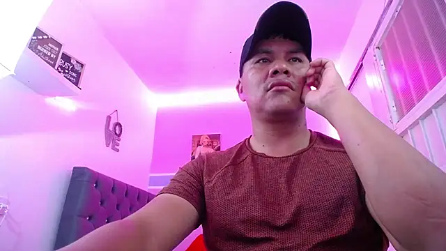 Snapshot of fuego_moro chatting on 06/30/26, 06:53 fuego moro online show from 06/30/26, 06:53