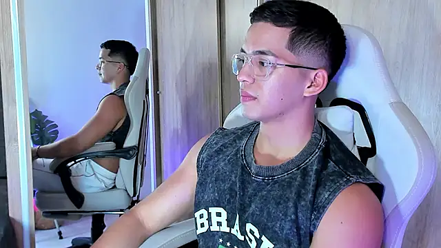 Matias strong1 online show from 08/08/26, 11:45
