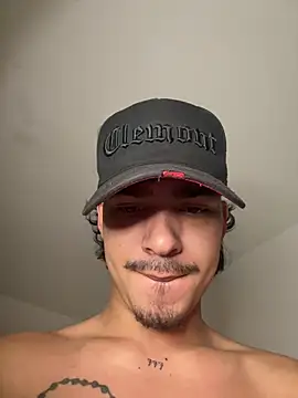 VibehotSe online show from 06/22/26, 11:57