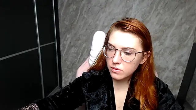 Reginasmilee online show from 02/25/26, 04:00