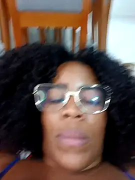 Snapshot of Safira1995 chatting on 07/23/26, 05:27 Safira1995 online show from 07/23/26, 05:27