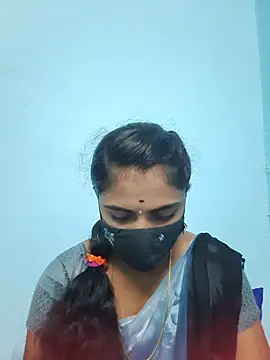Snapshot of Megavarthinii chatting on 06/30/26, 01:45 Megavarthinii online show from 06/30/26, 01:45